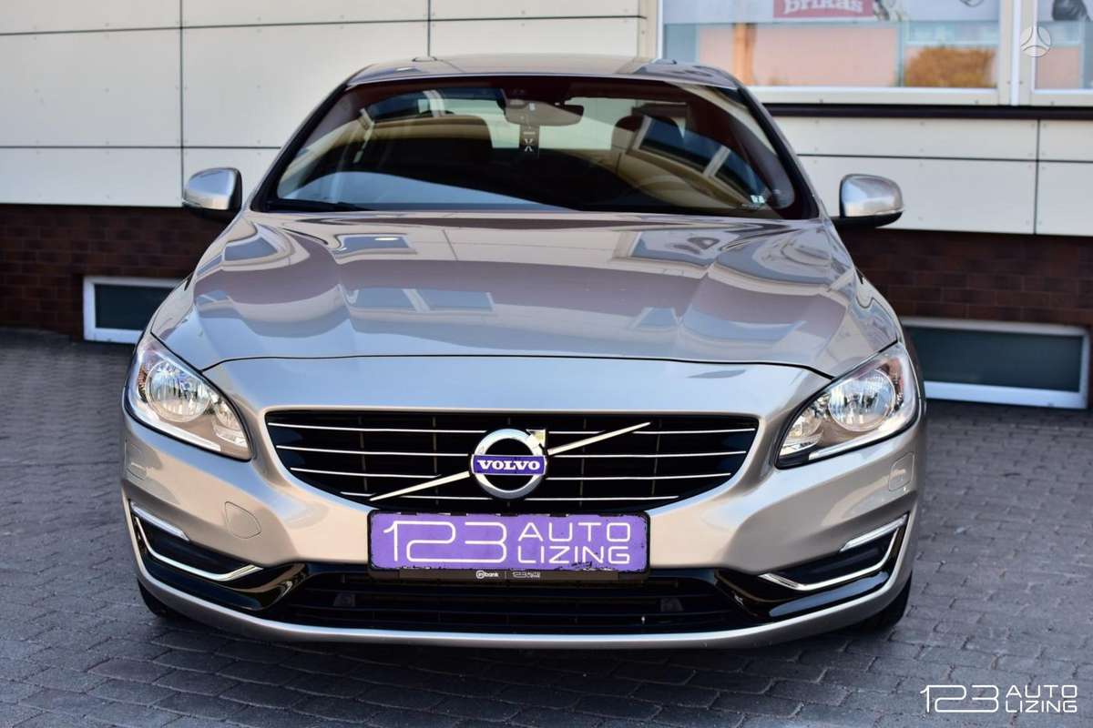 Volvo S60, 2.0 l., Седан