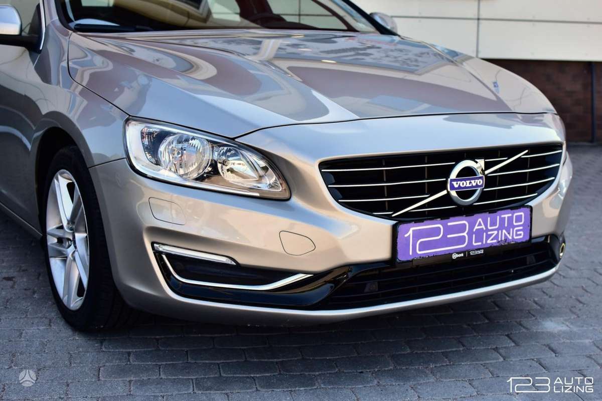 Volvo S60, 2.0 l., Седан