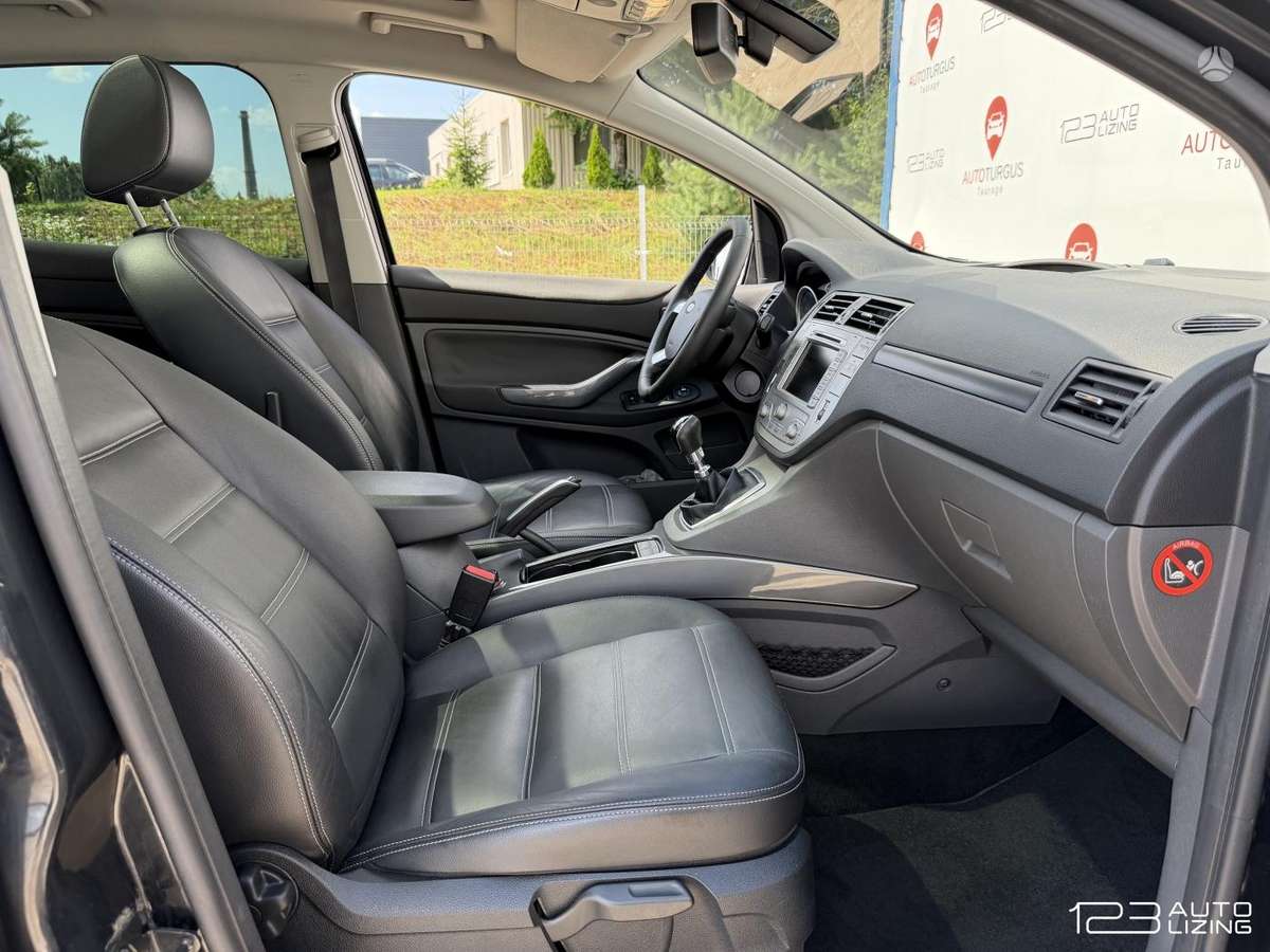 Ford Kuga, 2.0 l., off-road / crossover