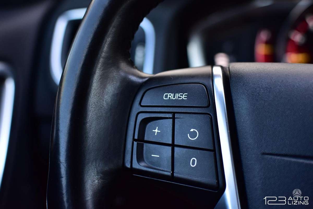 Volvo S60, 2.0 l., Седан