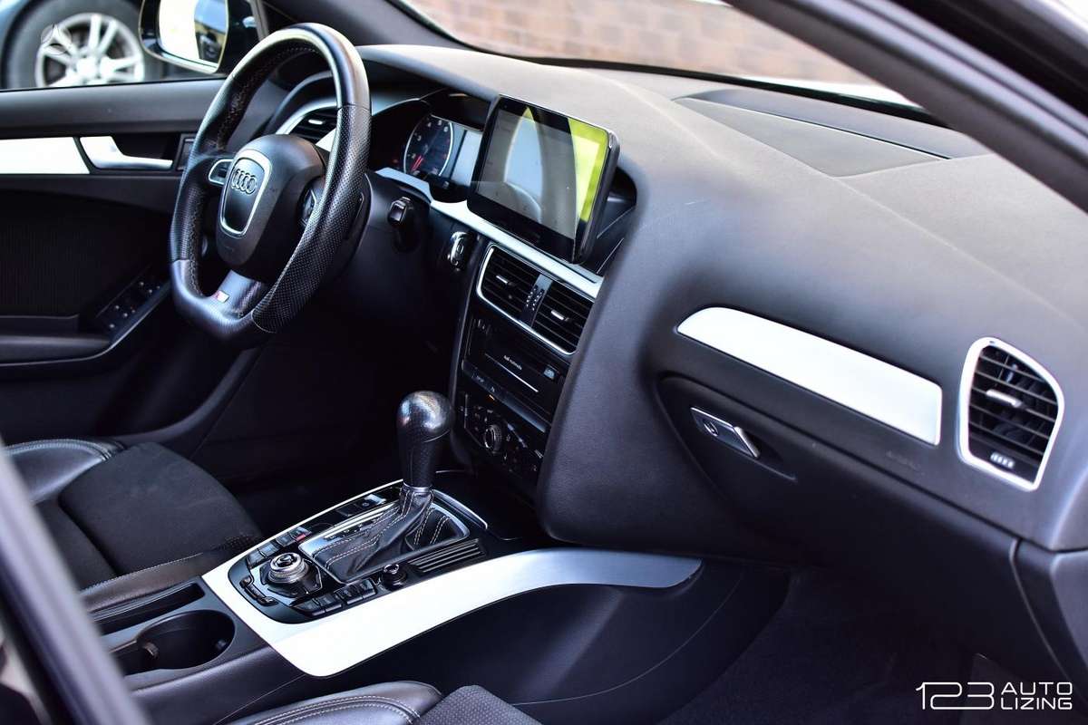Audi A4, 1.8 l., Универсал
