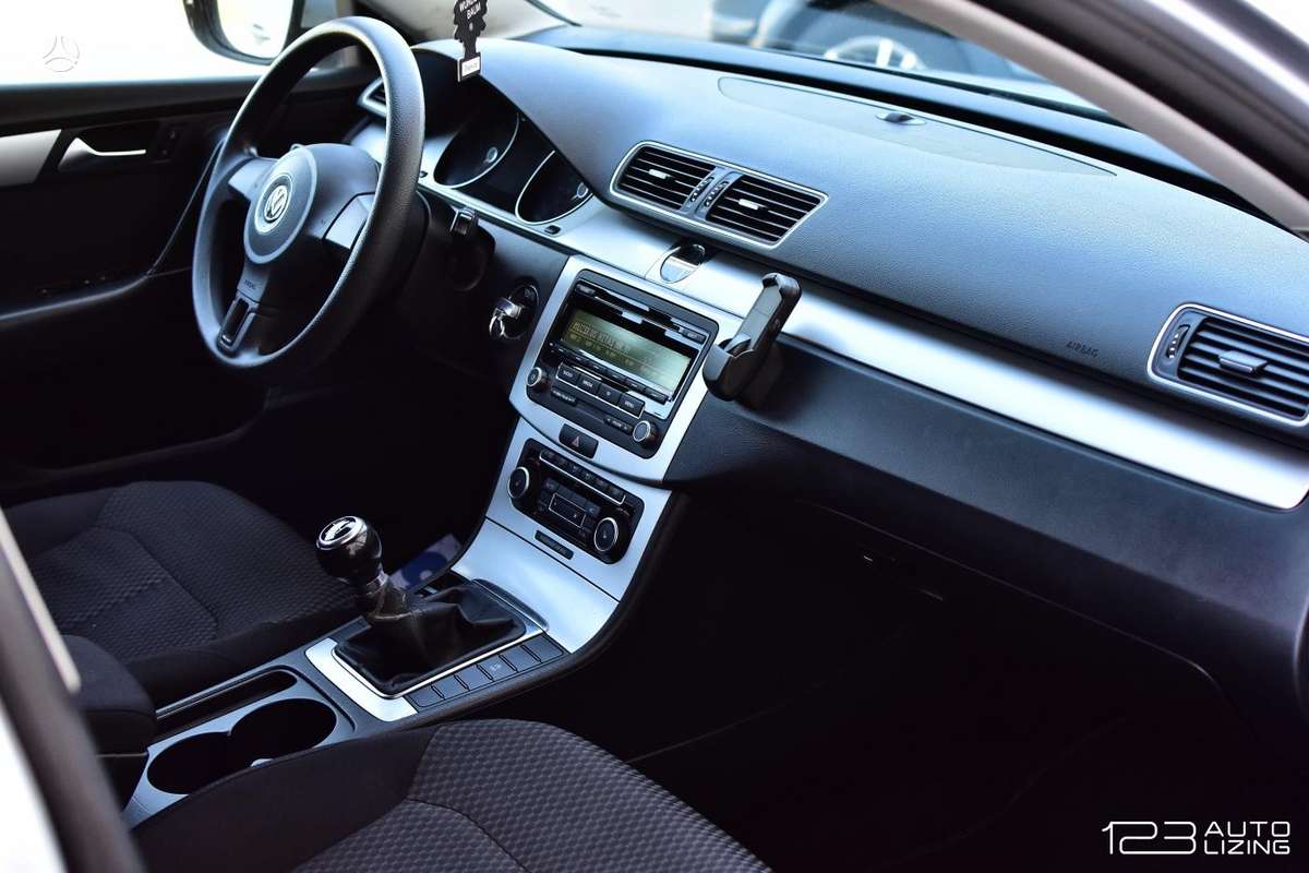 Volkswagen Passat, 1.6 l., Универсал