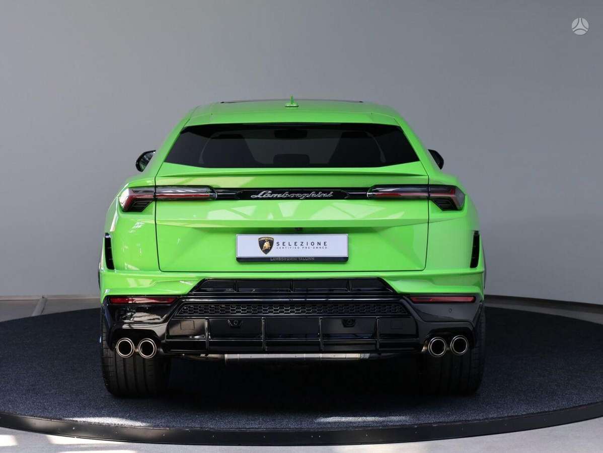 Lamborghini Urus, 4.0 l., off-road / crossover
