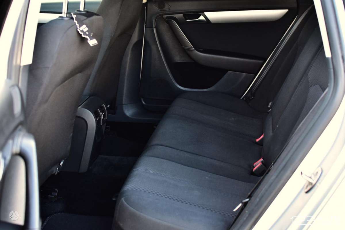 Volkswagen Passat, 1.6 l., Универсал