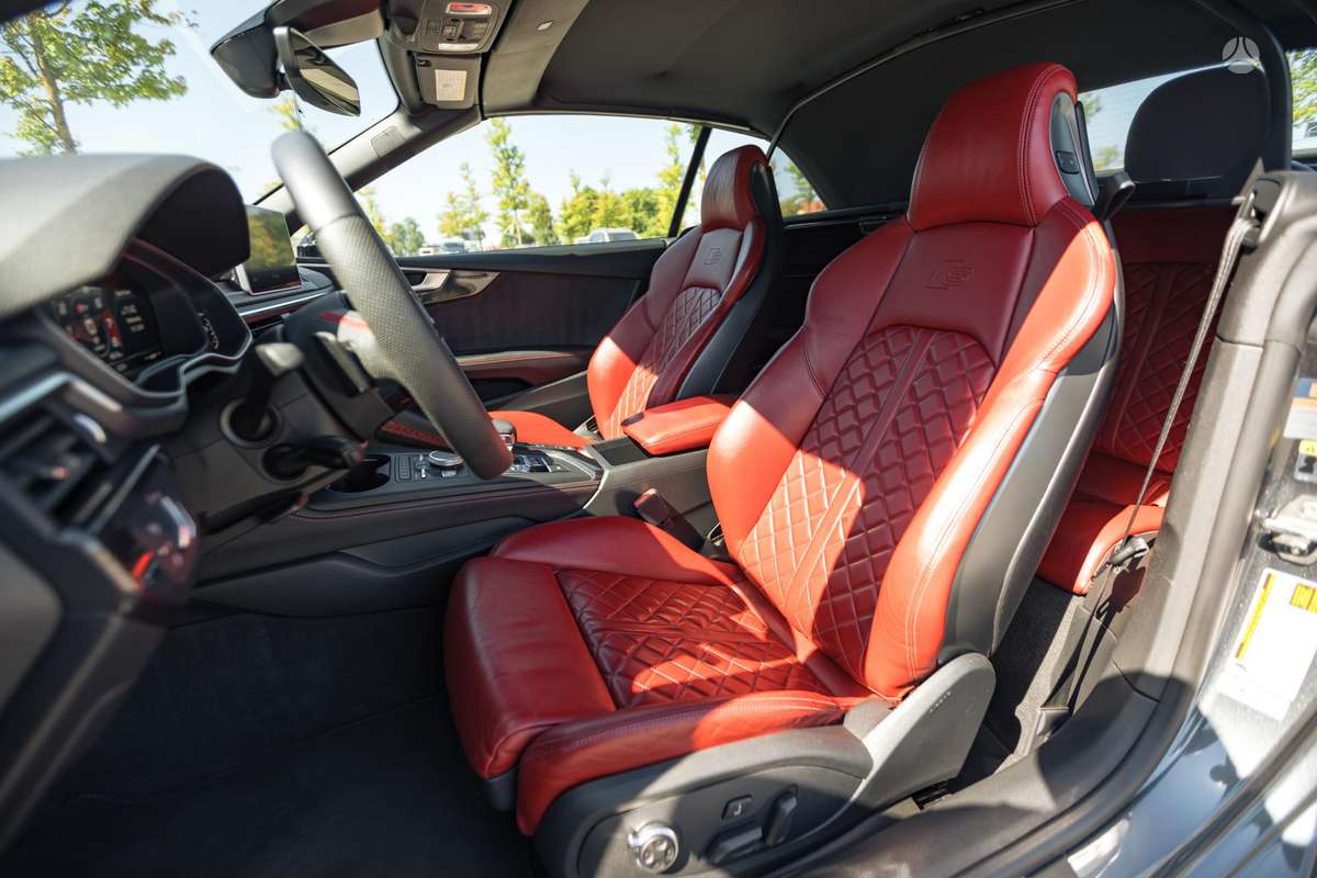 Audi S5, 3.0 l., convertible