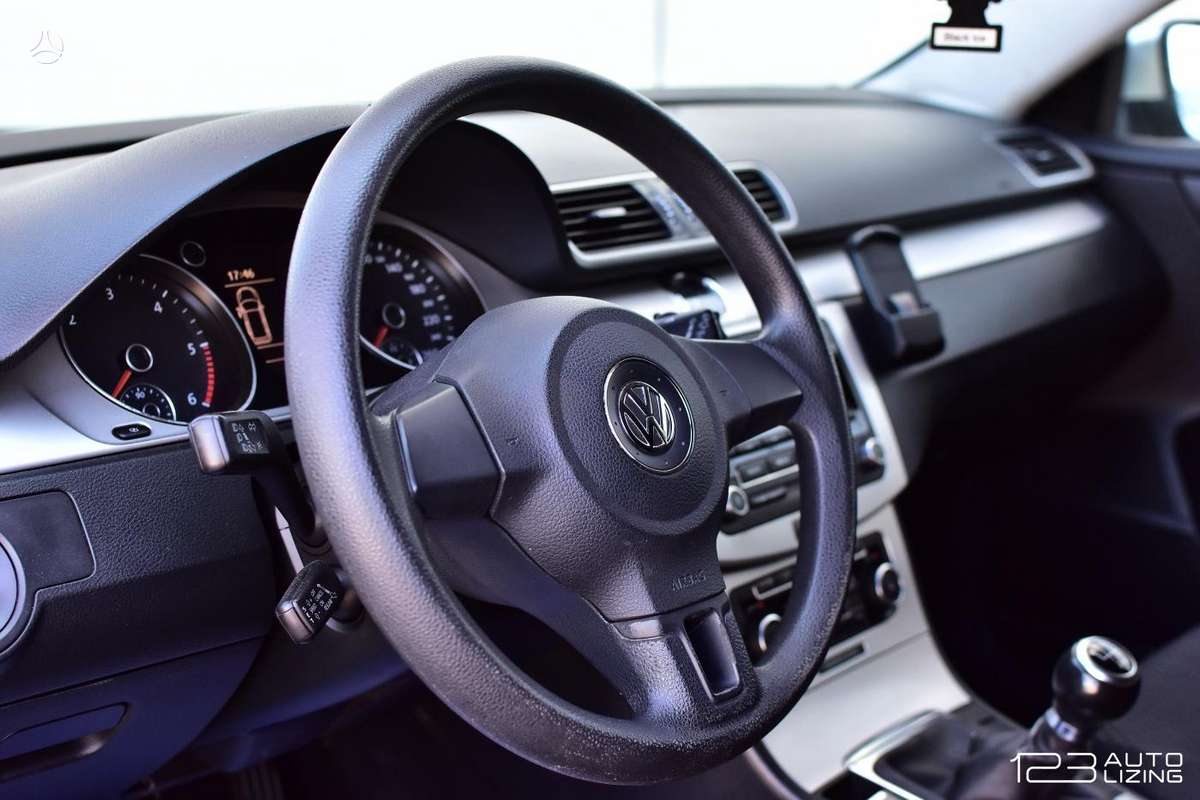 Volkswagen Passat, 1.6 l., Универсал