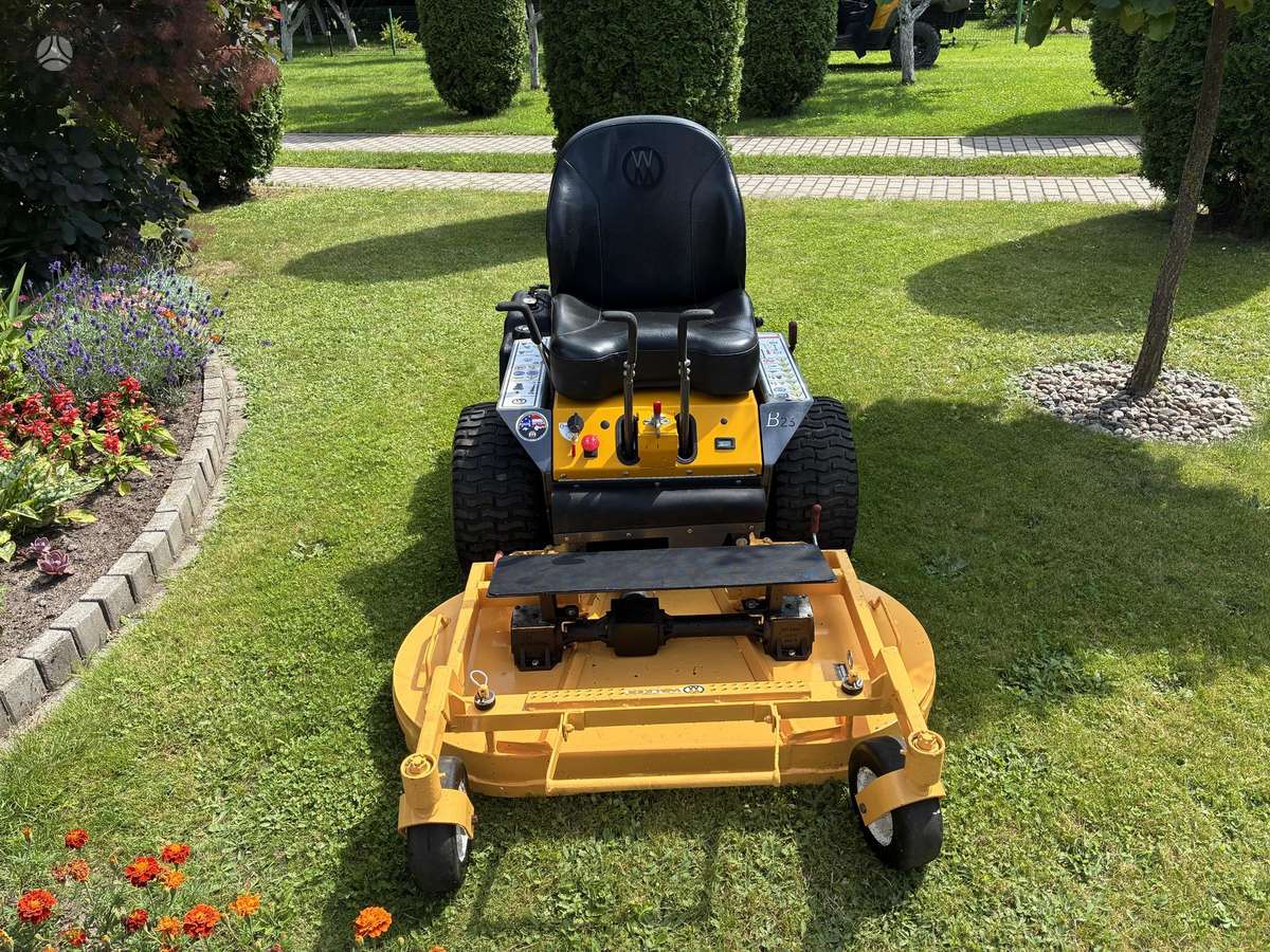 Welger WALKER MFG, garden tractors