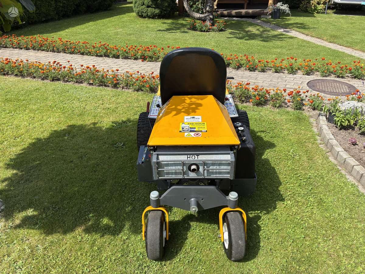 Welger WALKER MFG, садовые тракторы