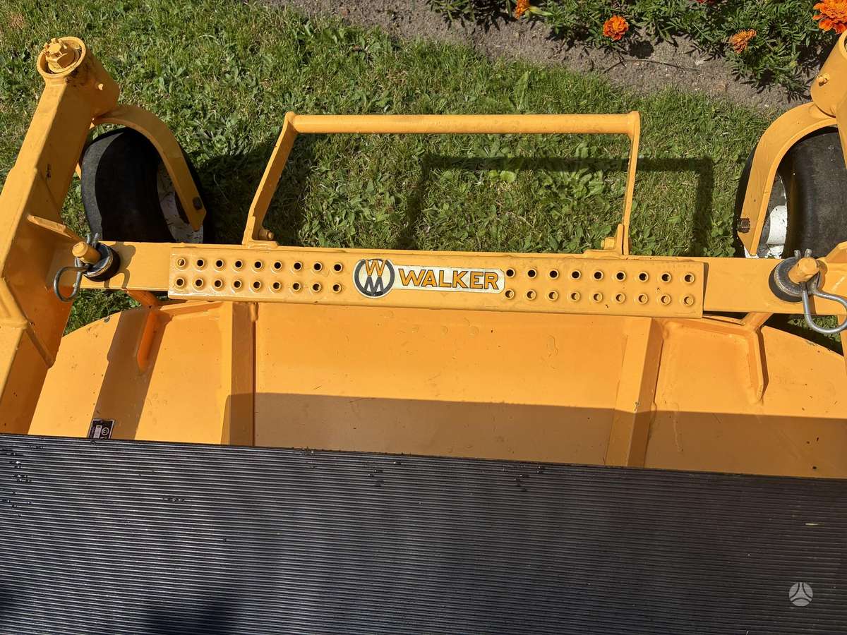 Welger WALKER MFG, sodo traktoriai