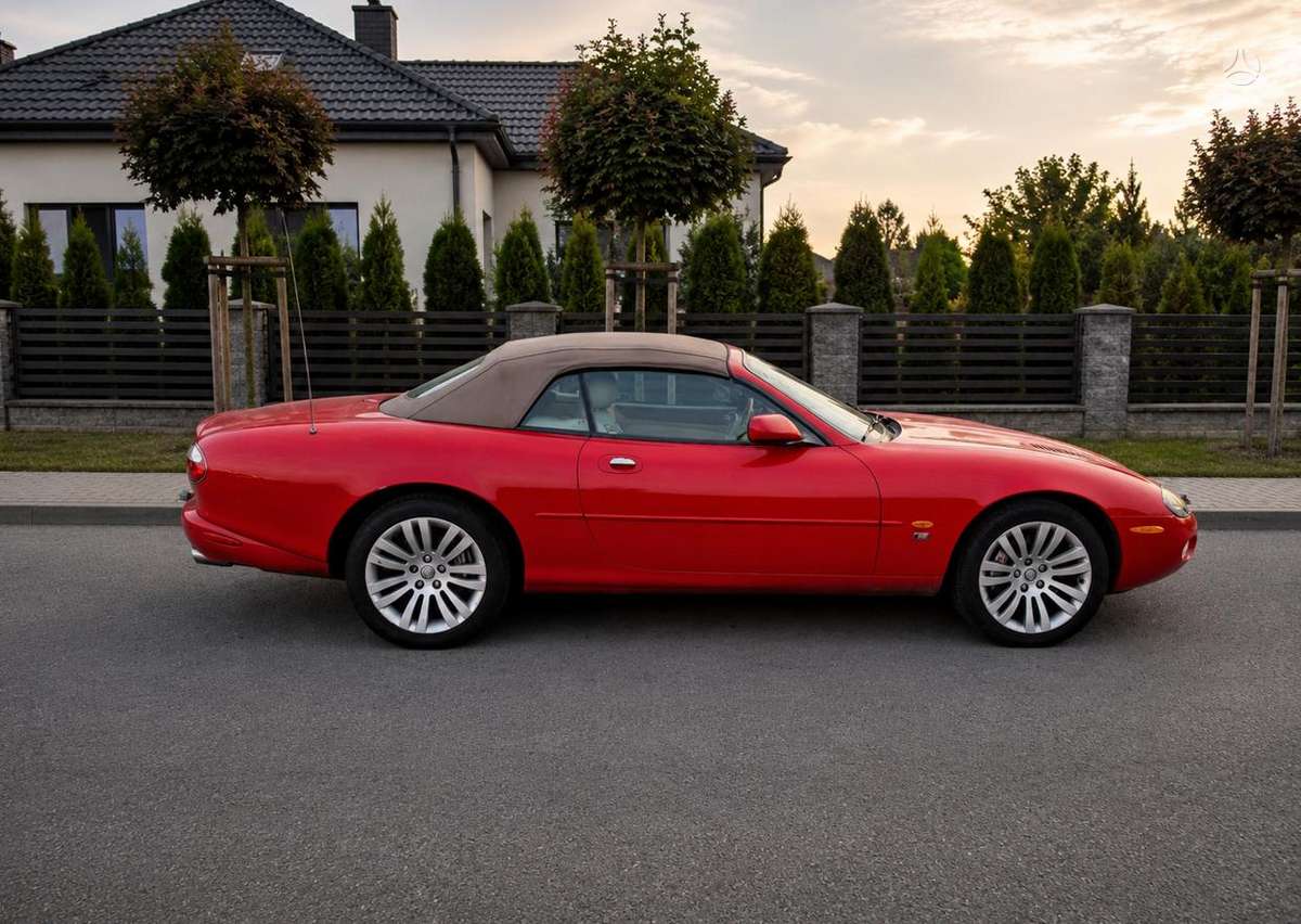Jaguar XKR, 4.2 l., convertible