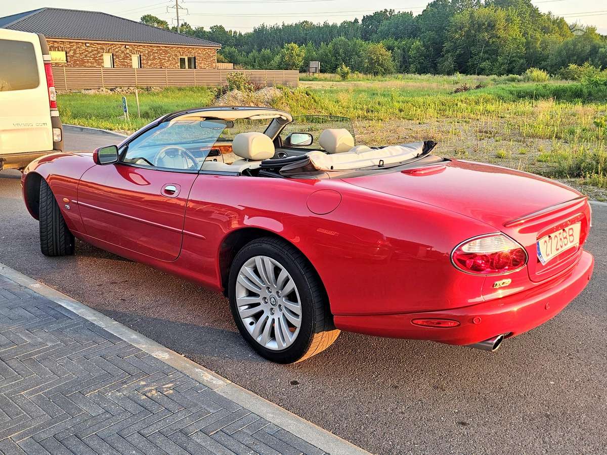 Jaguar XKR, 4.2 l., convertible
