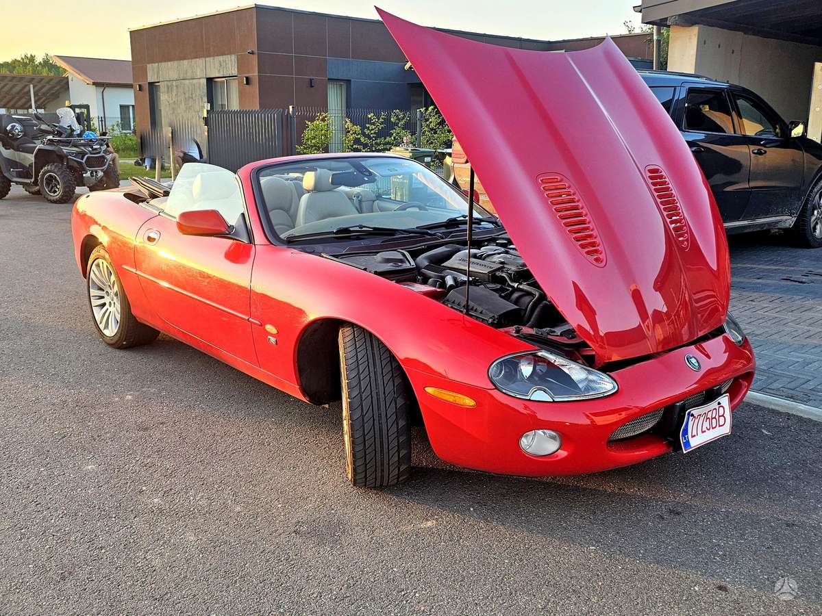 Jaguar XKR, 4.2 l., convertible