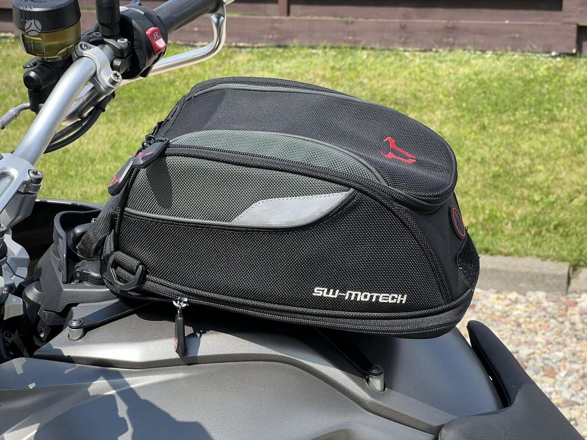 BMW F 700 GS 800cc, эндуро / adventure