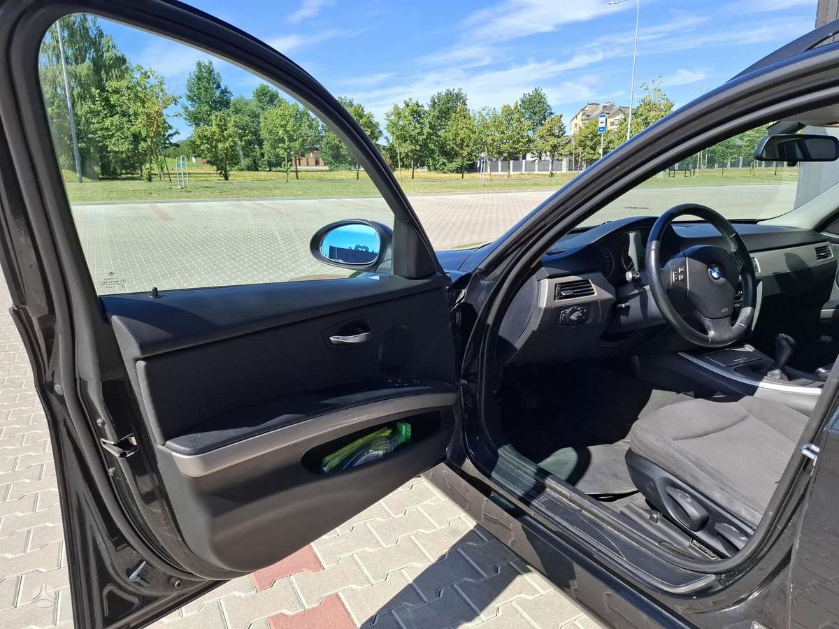 BMW 320, 2.0 l., universalas