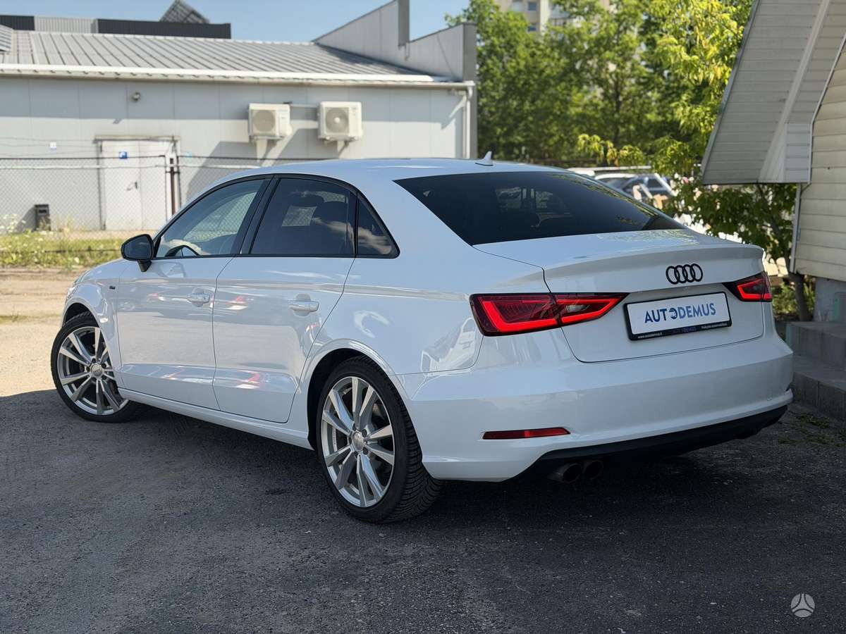 Audi A3, 1.4 l., Седан