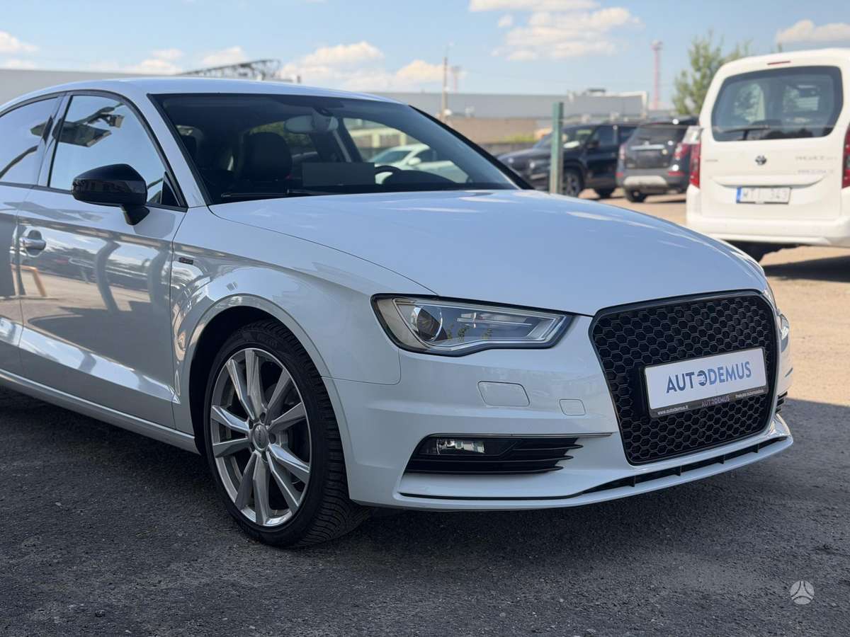 Audi A3, 1.4 l., Седан