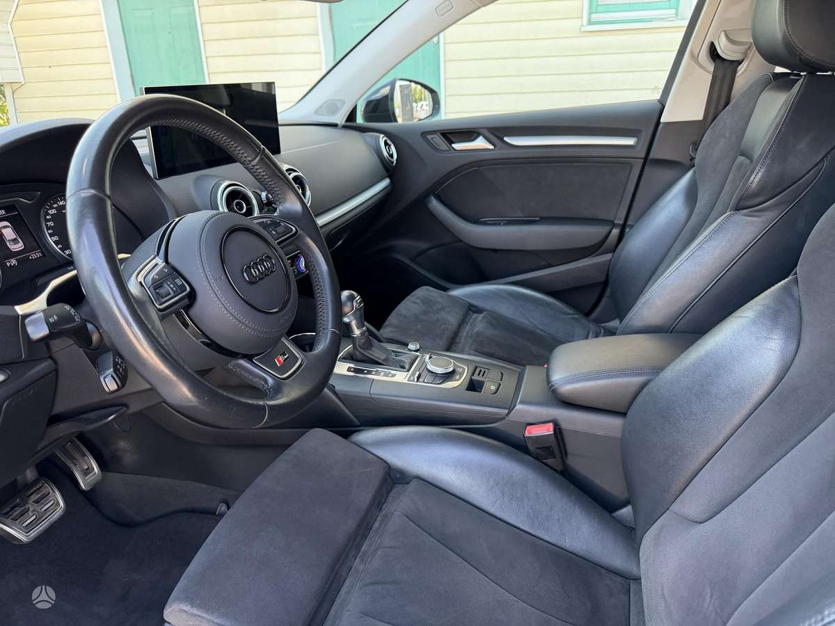Audi A3, 1.4 l., Седан