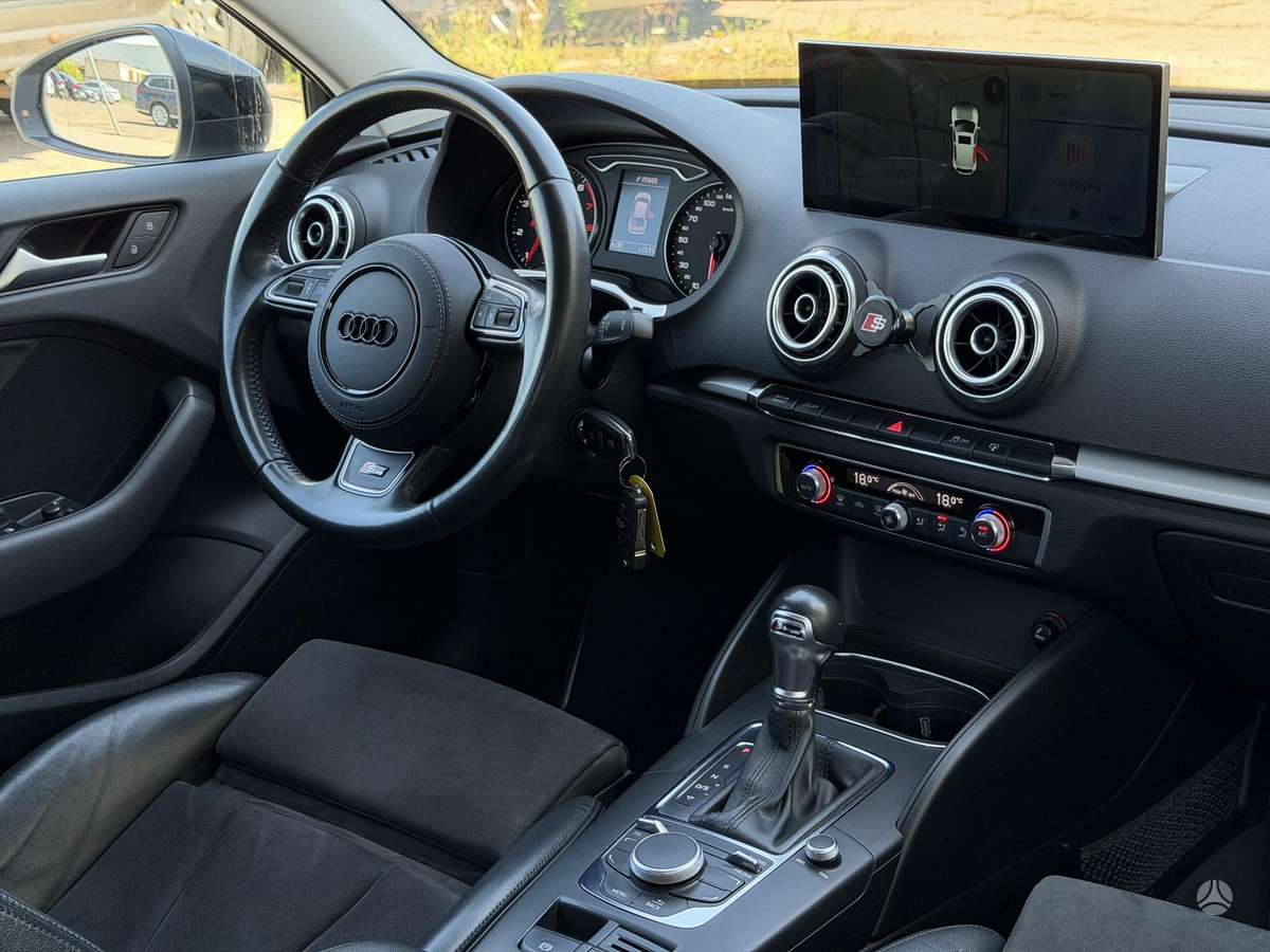 Audi A3, 1.4 l., Седан