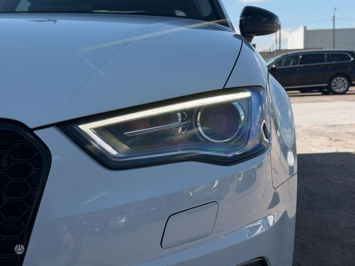 Audi A3, 1.4 l., Седан