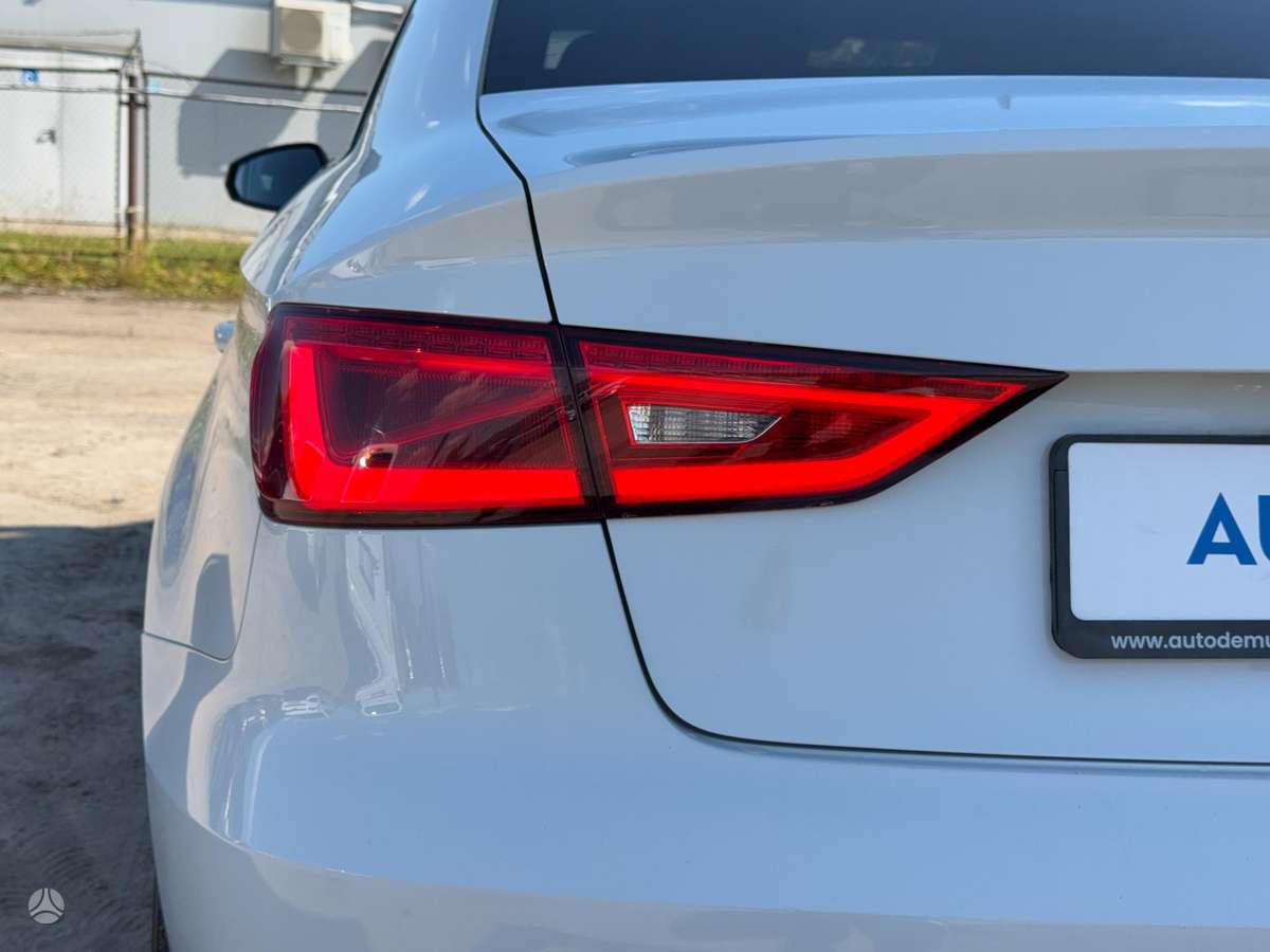 Audi A3, 1.4 l., Седан