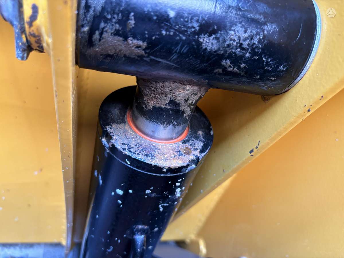 Mecalac TA6, dumpers / tippers