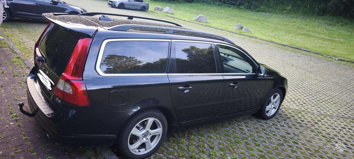 Volvo V70, 2.4 l., wagon