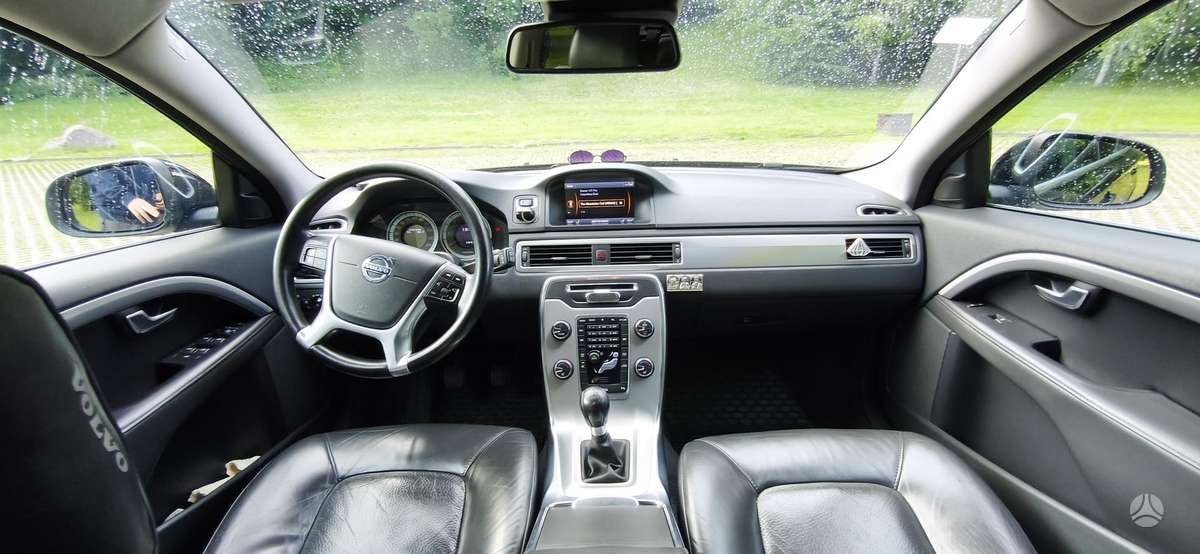 Volvo V70, 2.4 l., universalas