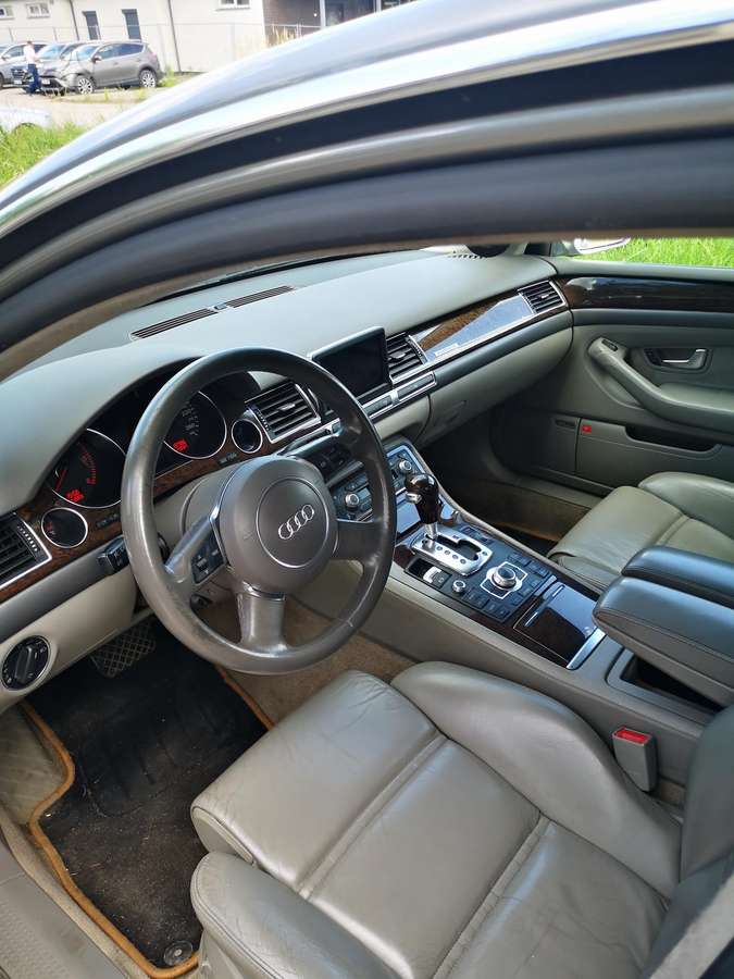 Audi A8, 3.0 l., Седан