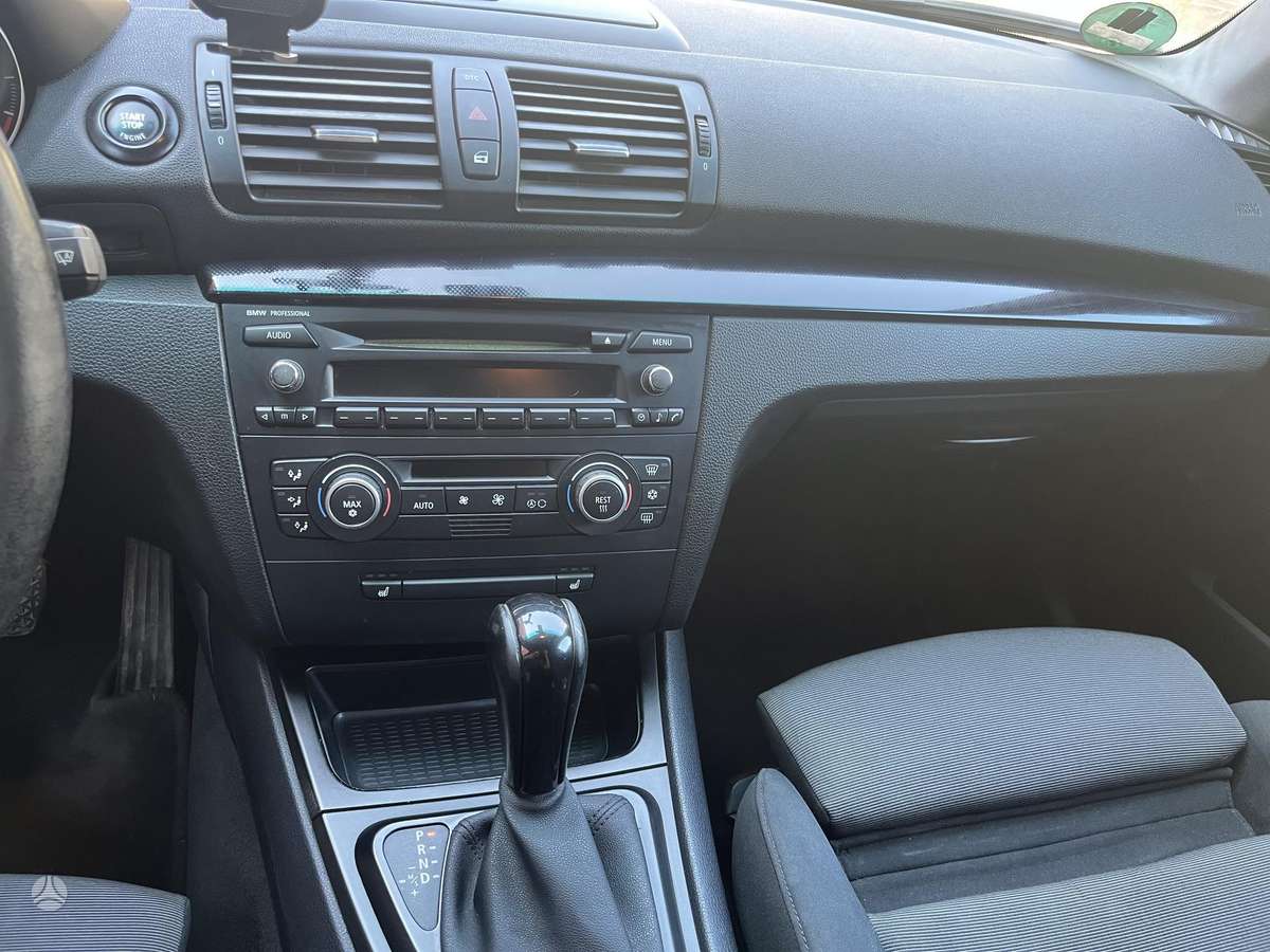 BMW 120, 2.0 l., Хэтчбек