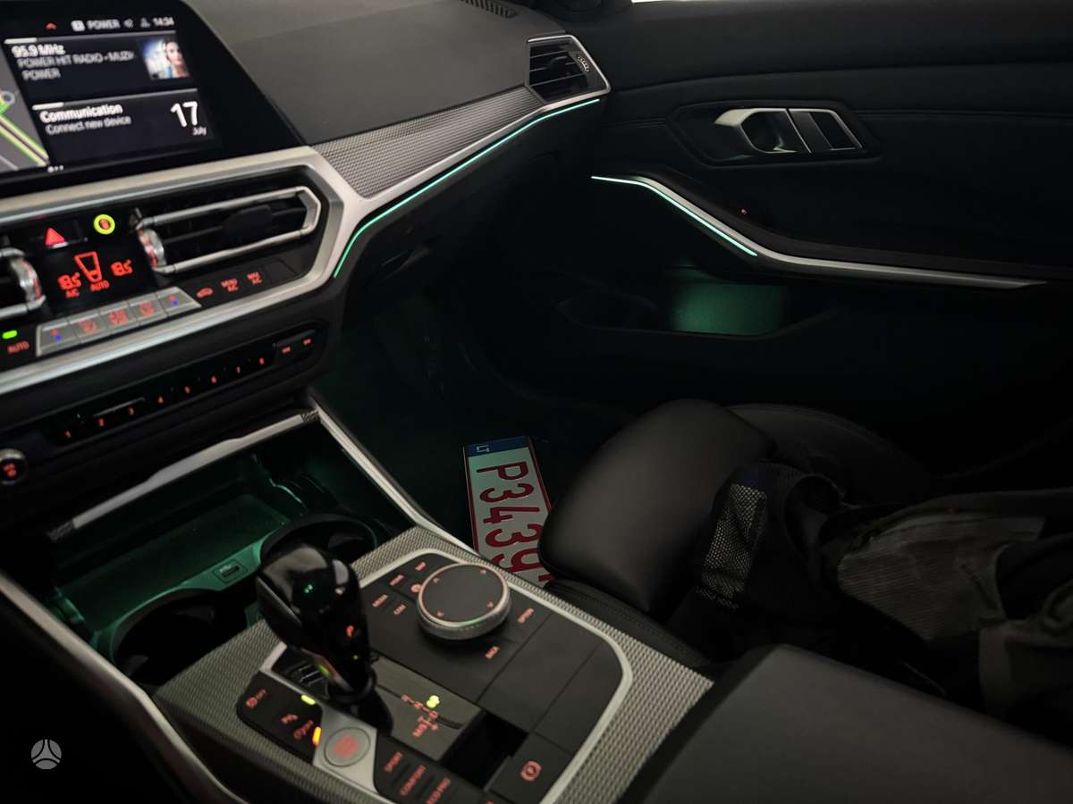 BMW 320, 2.0 l., wagon