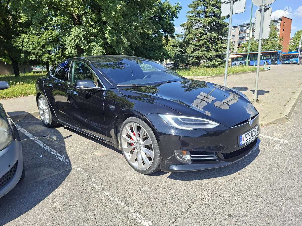 Tesla Model S, 100 кВт·ч, Хэтчбек