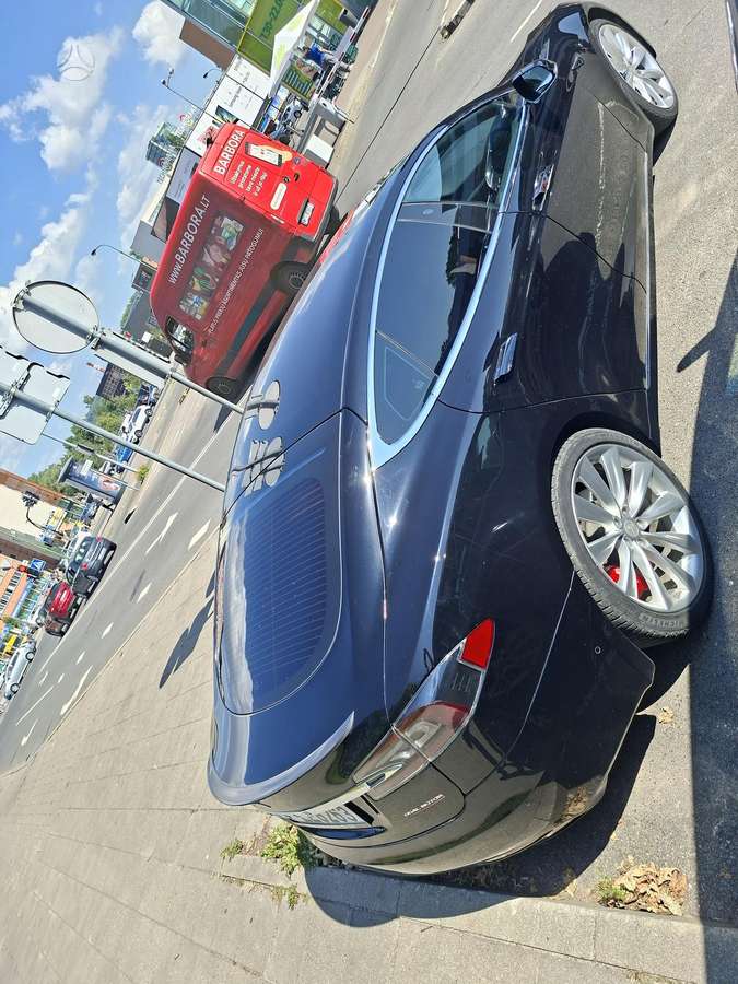 Tesla Model S, 100 кВт·ч, Хэтчбек