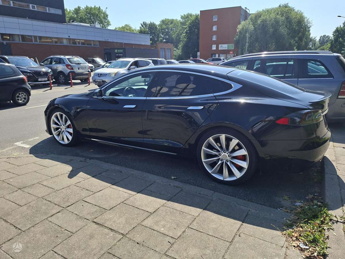 Tesla Model S, 100 кВт·ч, Хэтчбек