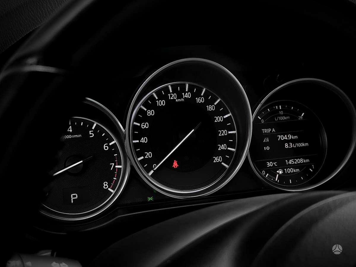 Mazda CX-5, 2.0 l., off-road / crossover