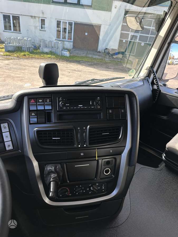 Iveco Stralis 480, 2 спальных места