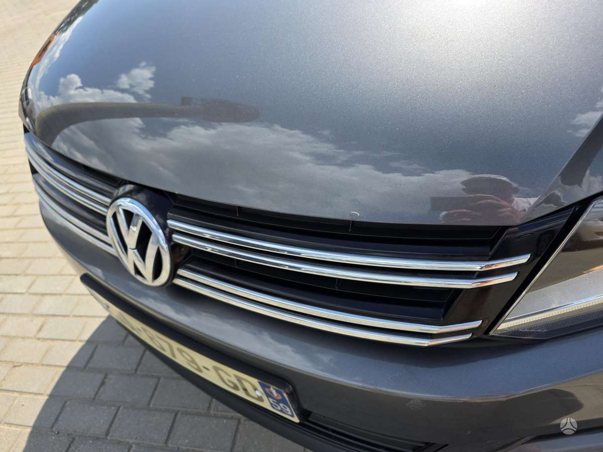 Volkswagen Tiguan - 7