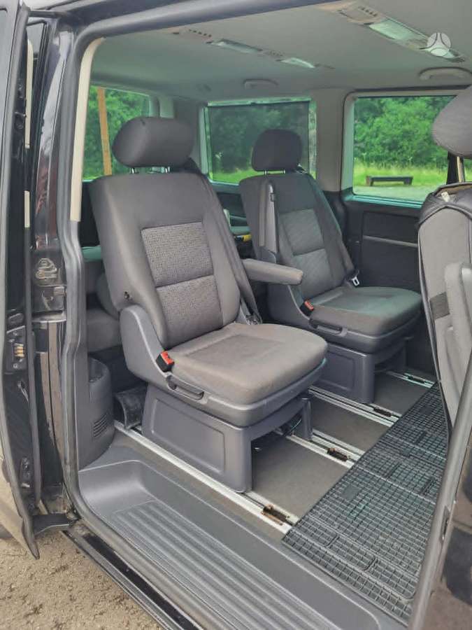 Volkswagen Multivan - 7