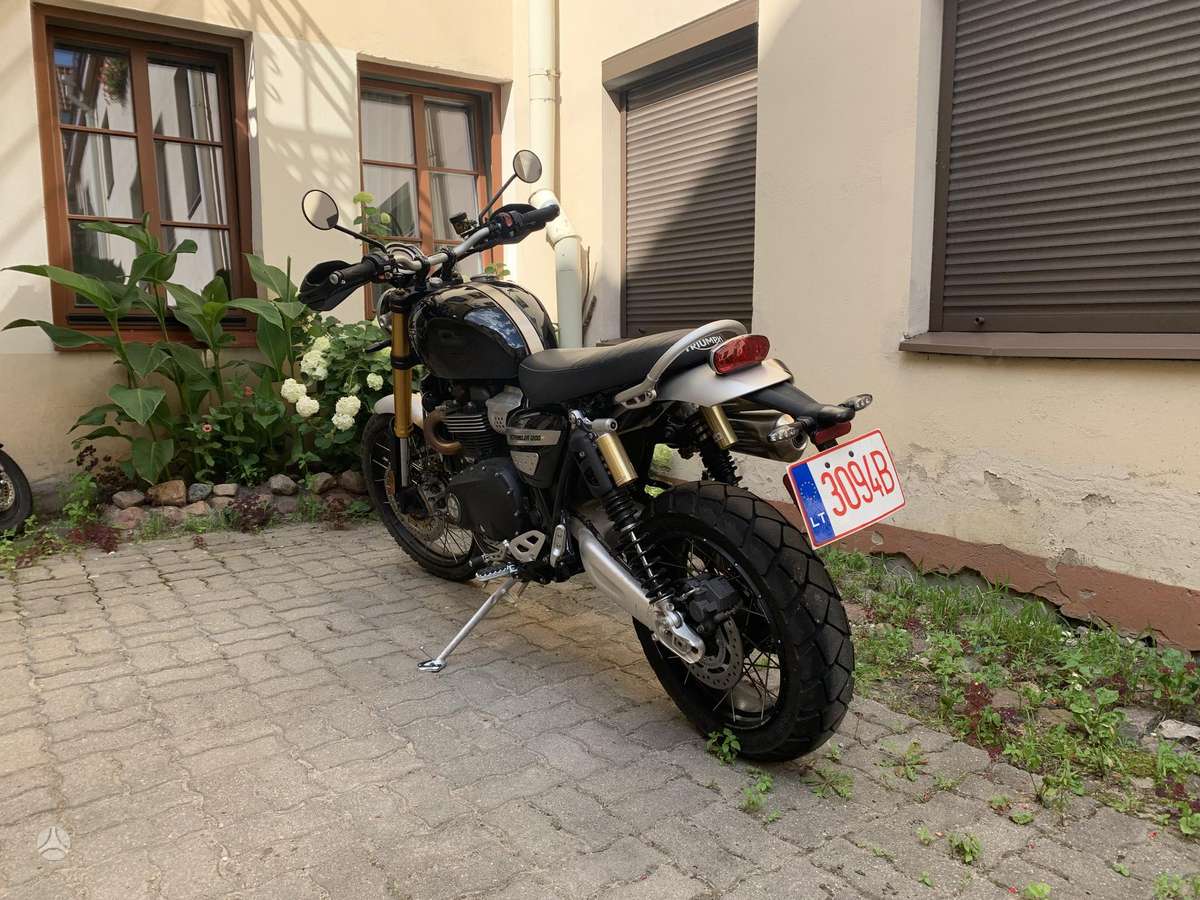 Triumph Scrambler 1200cc, enduro / adventure