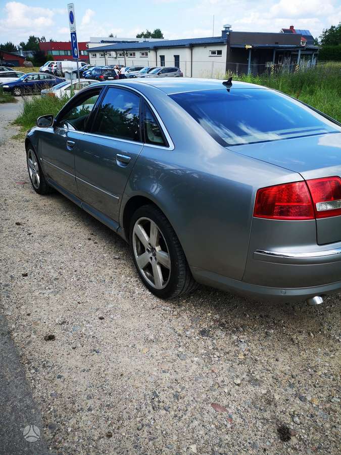 Audi A8, 3.0 l., Седан