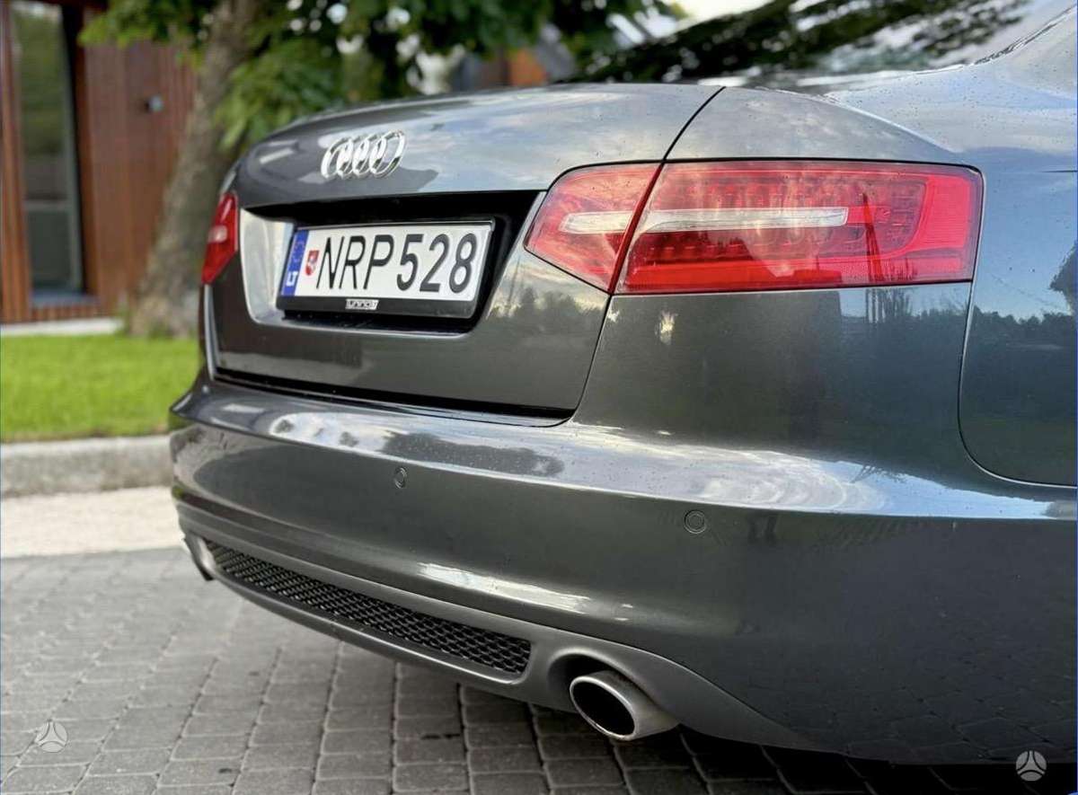 Audi A6, sedanas
