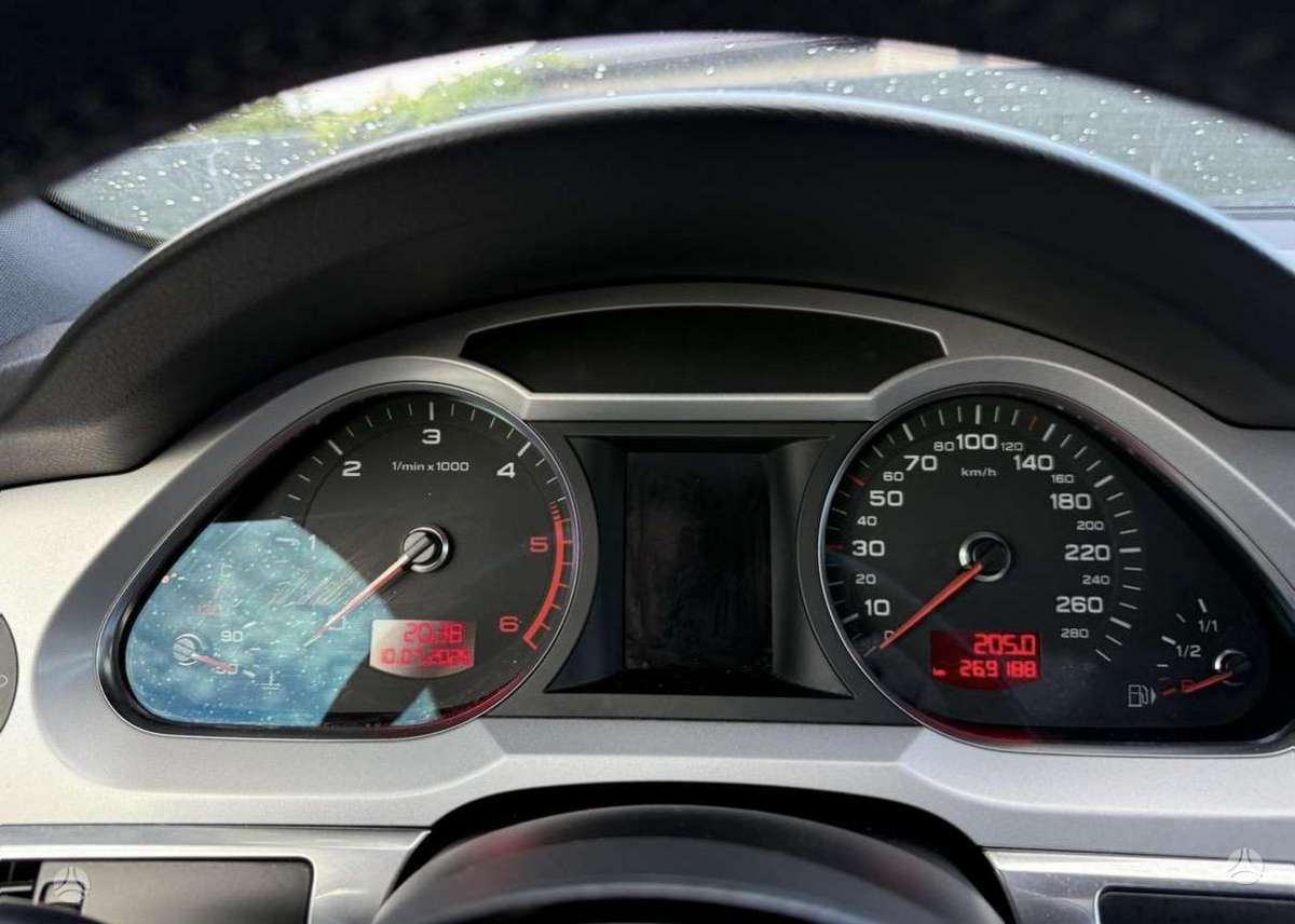 Audi A6, saloon / sedan