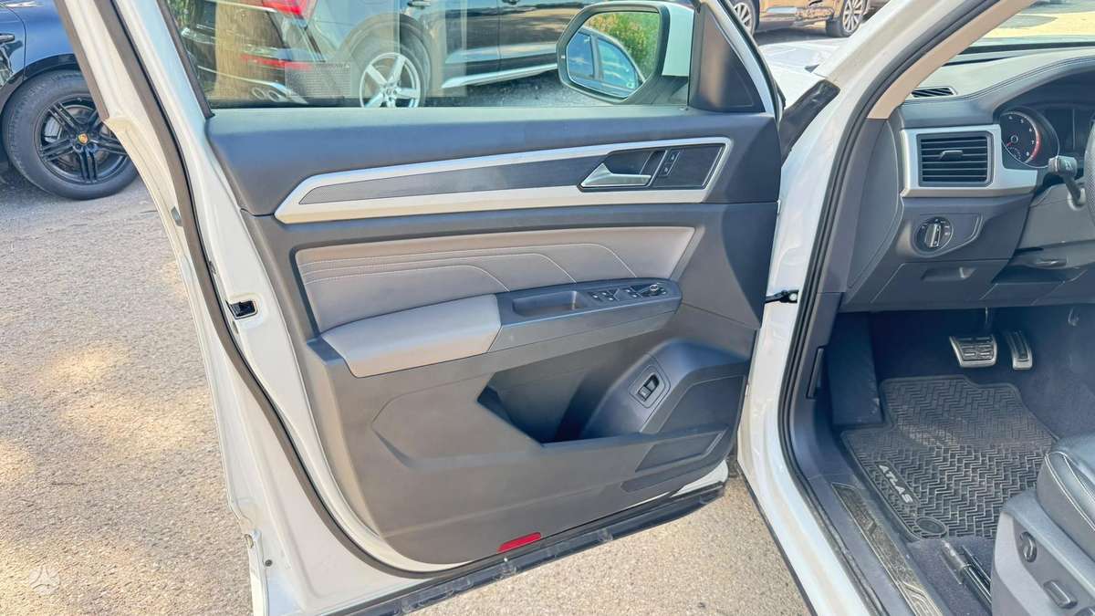 Volkswagen Atlas - 12