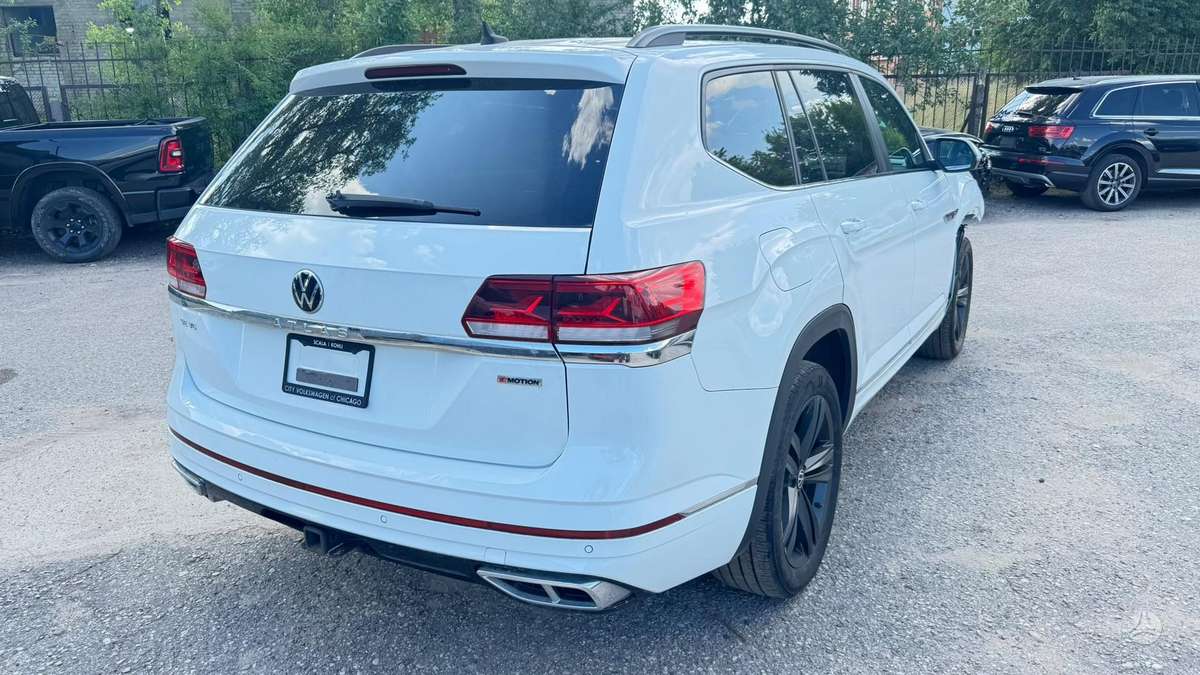 Volkswagen Atlas - 1
