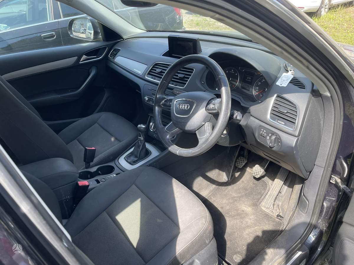 Audi Q3 dalimis