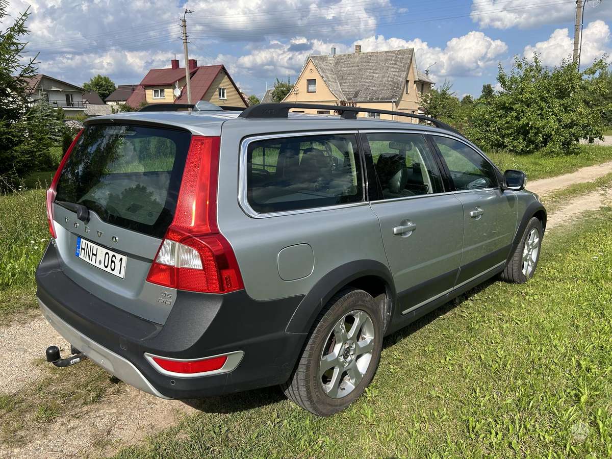 Volvo XC70, 2.4 l., Универсал