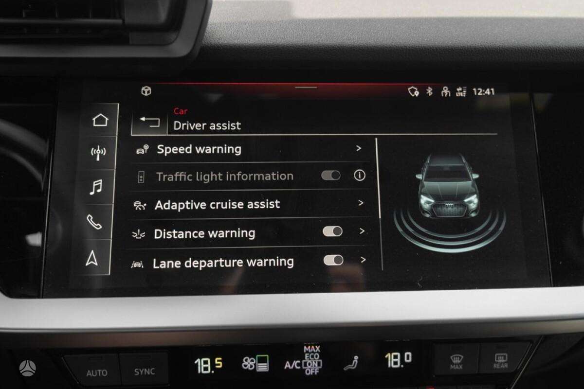 Audi A3, 1.5 l., hatchback