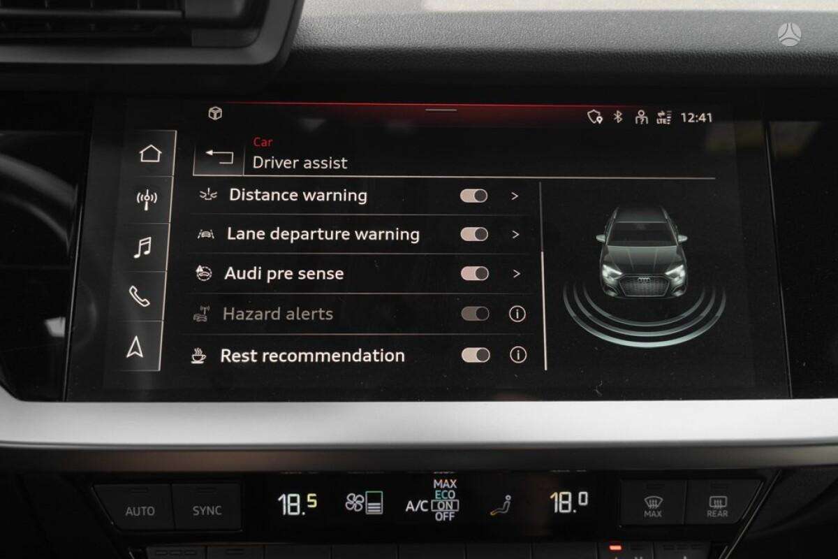 Audi A3, 1.5 l., hatchback