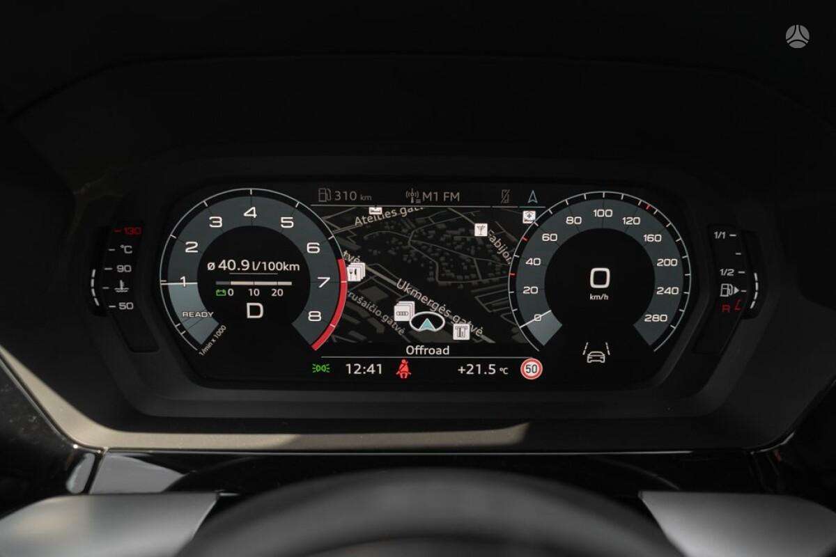 Audi A3, 1.5 l., hatchback