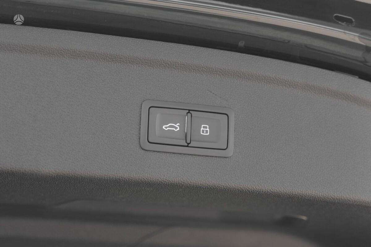 Audi A3, 1.5 l., hatchback