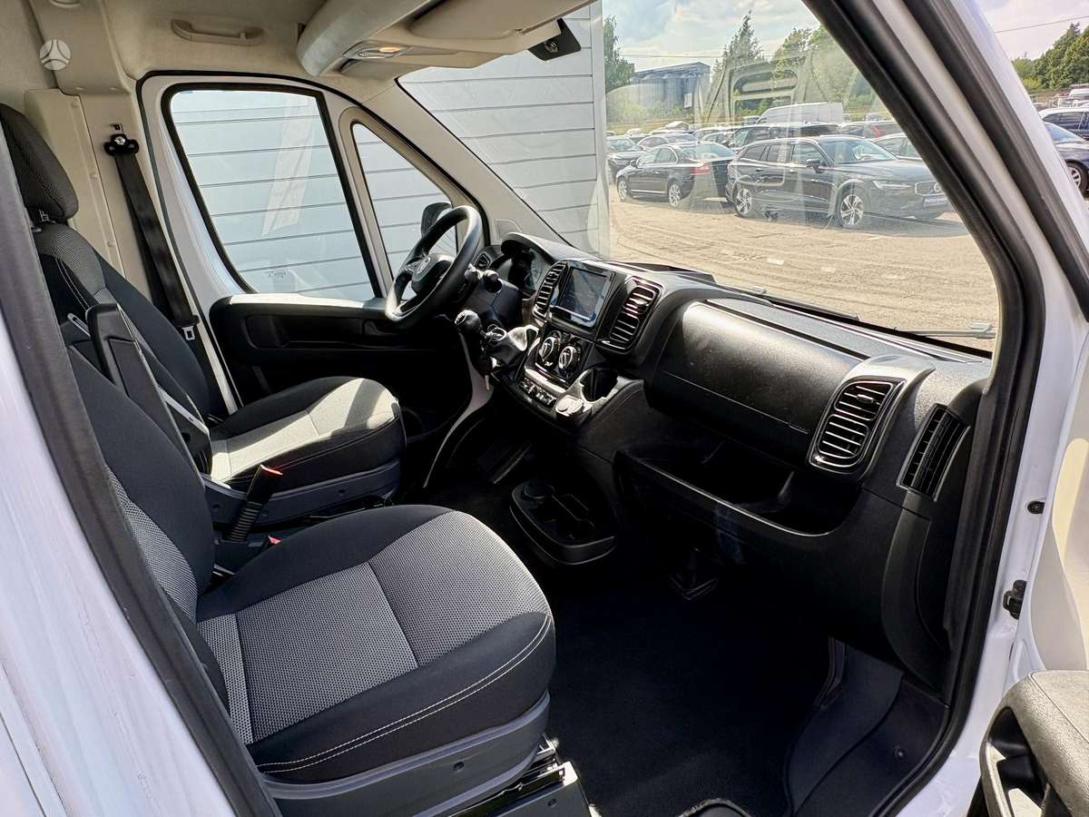 Fiat Ducato, 2.2 l., passenger minibus